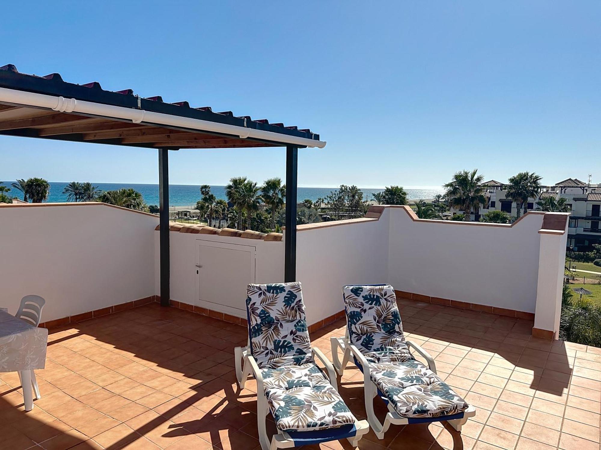 Ático en 1º línea con impresionantes vistas al mar Vera Exterior foto